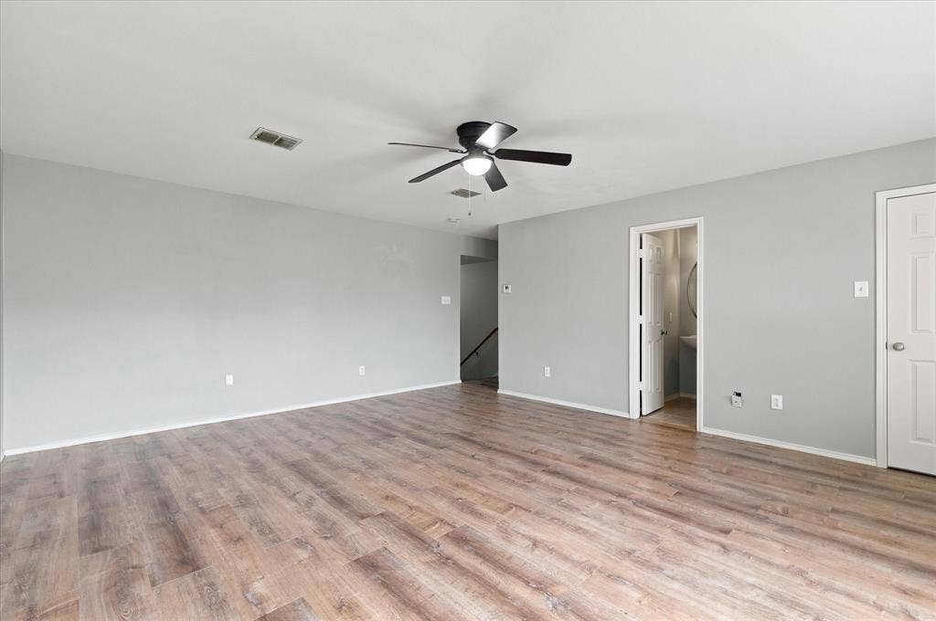 5813 Touchstone Drive, McKinney, TX 75070 5813 Touchstone Drive, McKinney, TX 75070