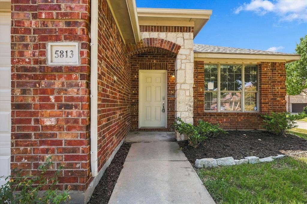 5813 Touchstone Drive, McKinney, TX 75070 5813 Touchstone Drive, McKinney, TX 75070
