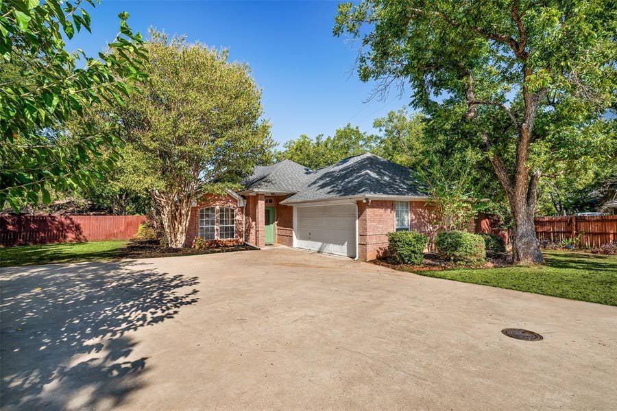 Property photo for 8816 The Briers Court, Granbury, TX