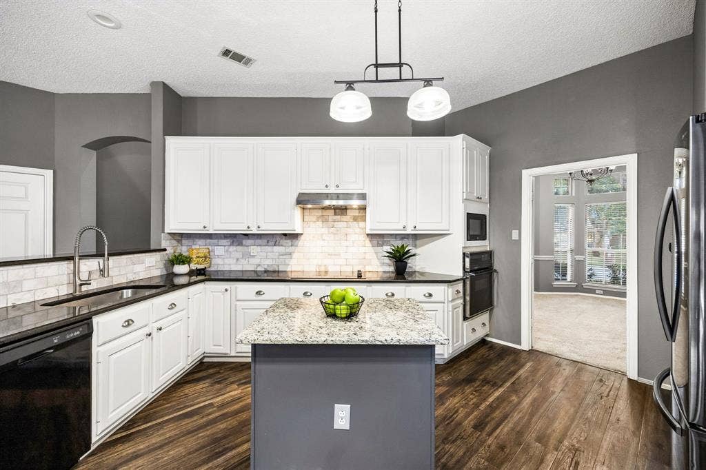 5113 Promise Land Drive, Frisco, TX 75035 5113 Promise Land Drive, Frisco, TX 75035