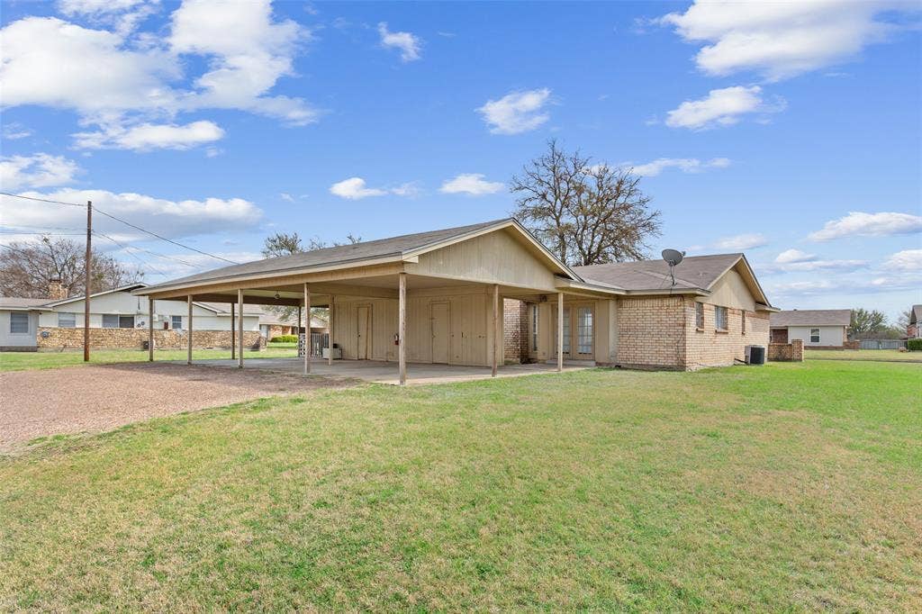 100 E Gruver Circle, #102, Hewitt, TX 76643