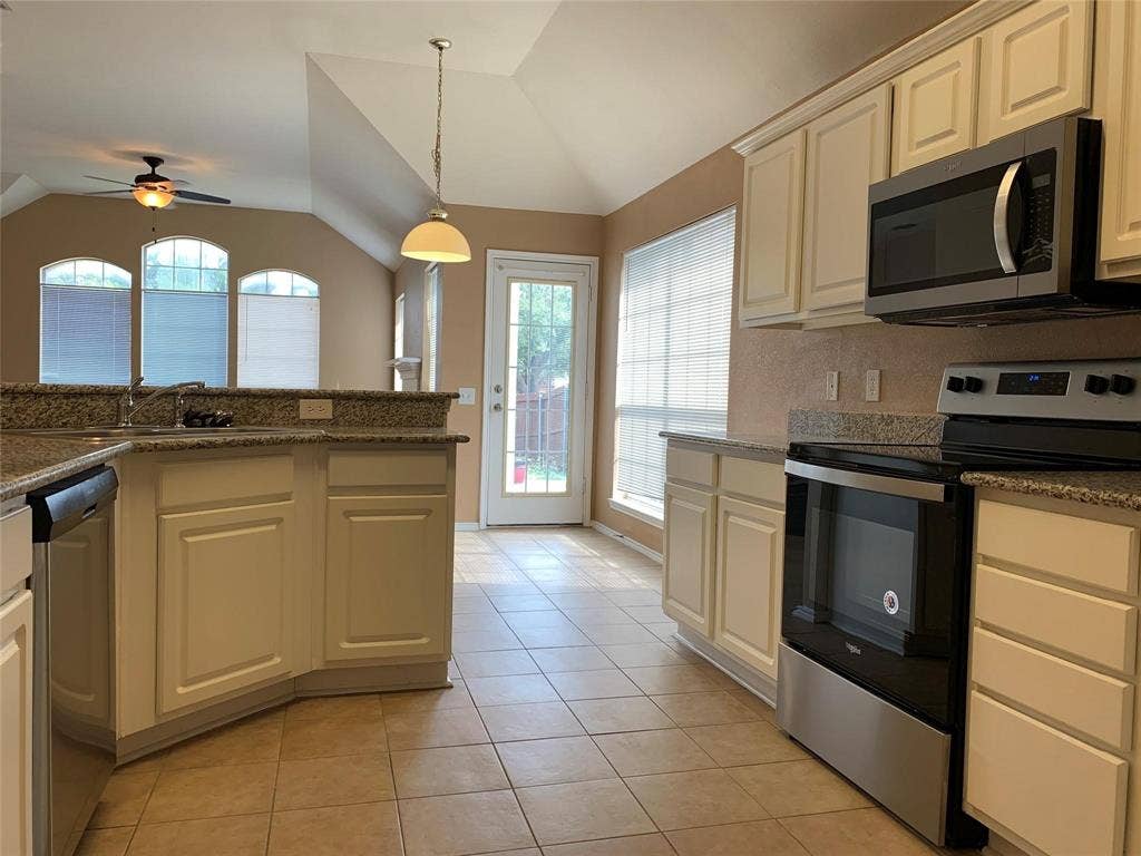 6705 Misty Hollow Drive, Plano, TX 75024 6705 Misty Hollow Drive, Plano, TX 75024