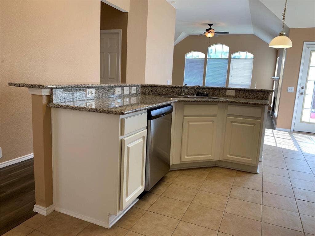 6705 Misty Hollow Drive, Plano, TX 75024 6705 Misty Hollow Drive, Plano, TX 75024