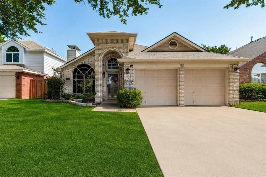 Property photo for 1153 Bay Side Drive, Irving, TX