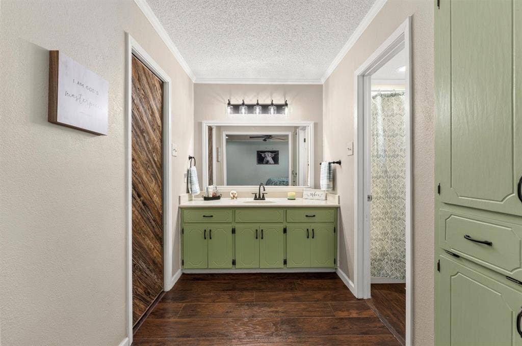 3517 W Moonlight Drive, Waco, TX 76706 3517 W Moonlight Drive, Waco, TX 76706