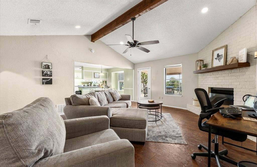 3517 W Moonlight Drive, Waco, TX 76706 3517 W Moonlight Drive, Waco, TX 76706