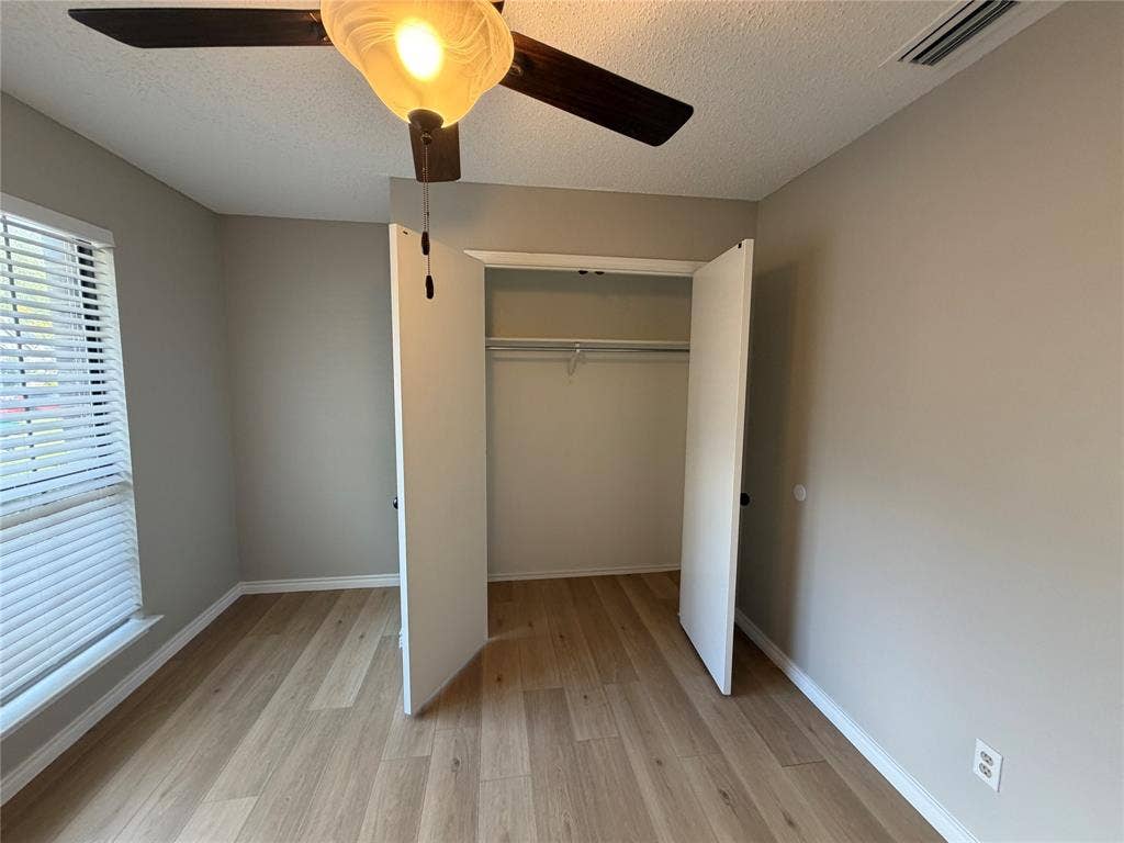 825 Weaver Street, Cedar Hill, TX 75104