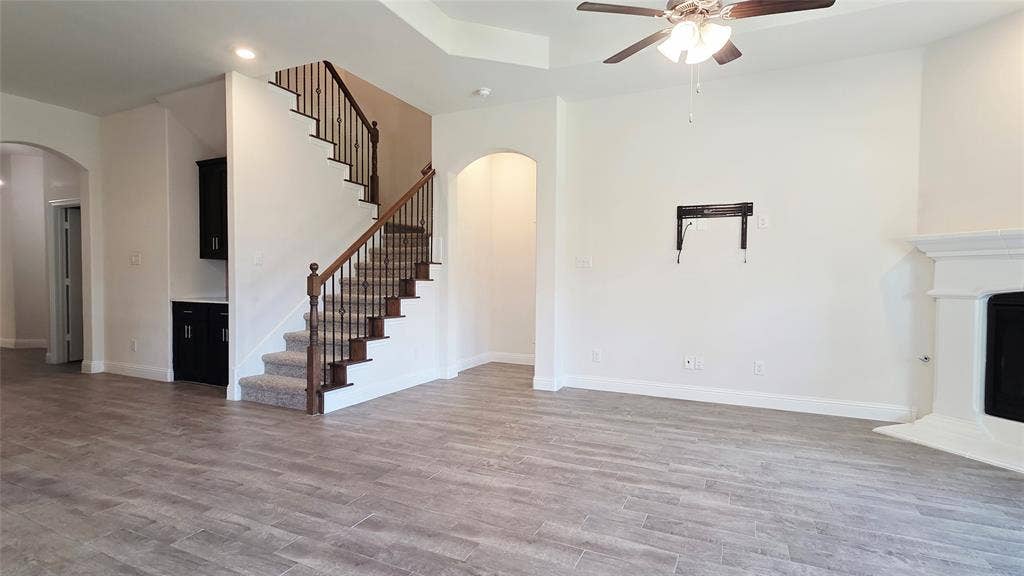 2932 Log Cabin Drive, Celina, TX 75009 2932 Log Cabin Drive, Celina, TX 75009