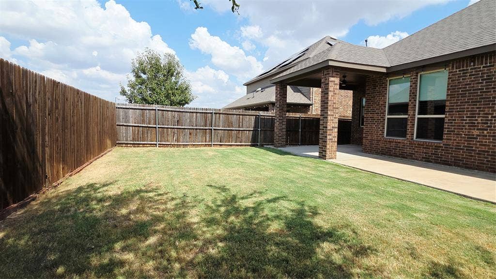 2932 Log Cabin Drive, Celina, TX 75009 2932 Log Cabin Drive, Celina, TX 75009