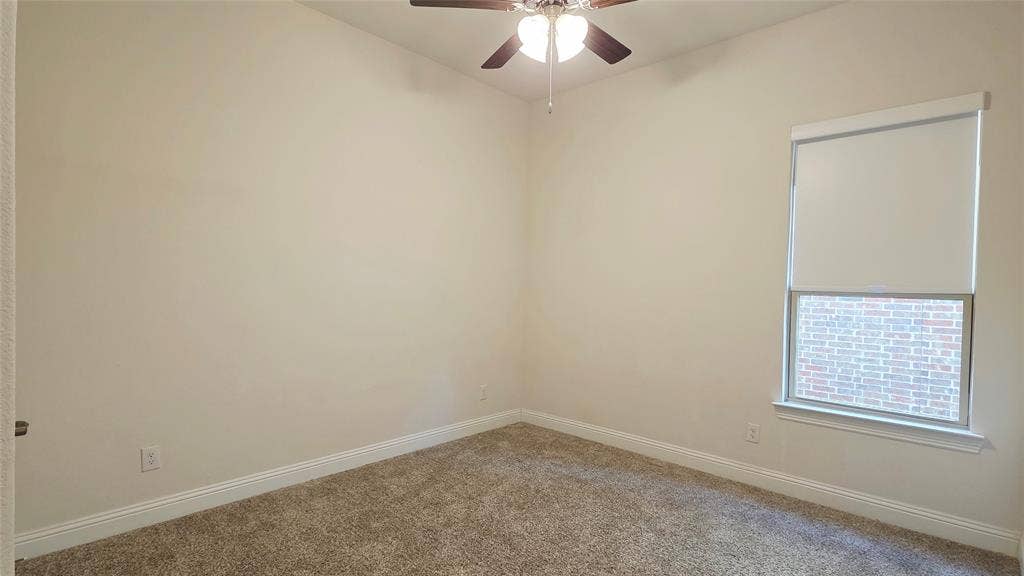 2932 Log Cabin Drive, Celina, TX 75009 2932 Log Cabin Drive, Celina, TX 75009