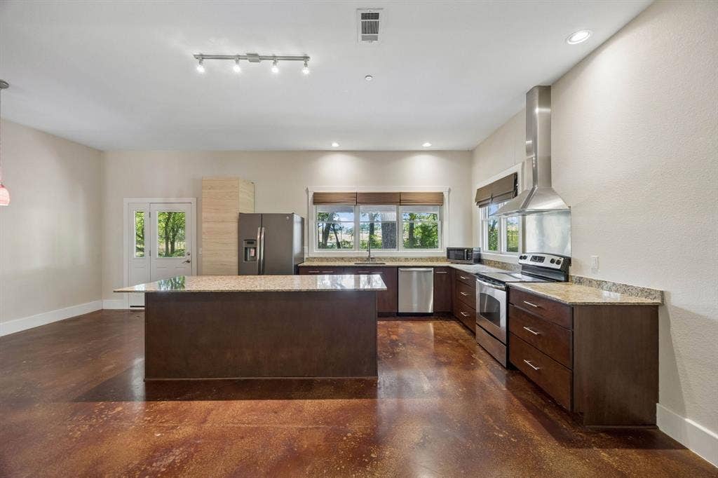 1540 Ford Lane, Lucas, TX 75002 1540 Ford Lane, Lucas, TX 75002