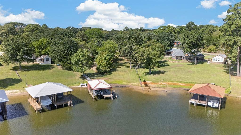 22693 Creekwood Drive, Flint, TX 75762 22693 Creekwood Drive, Flint, TX 75762