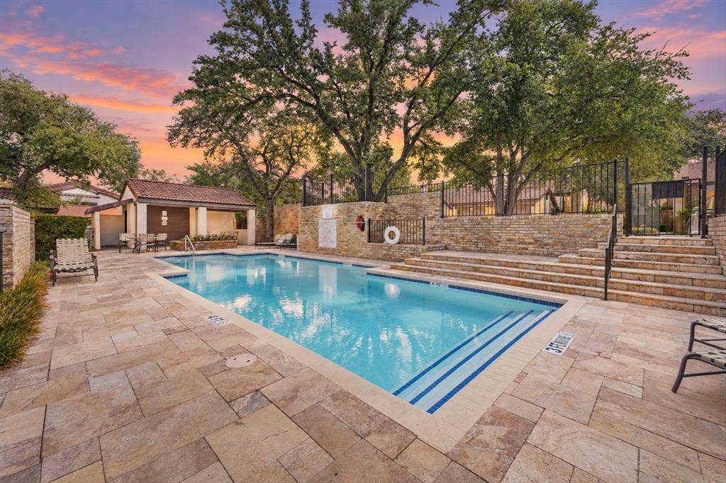 18040 Midway Road, #225, Dallas, TX 75287 Community Pool