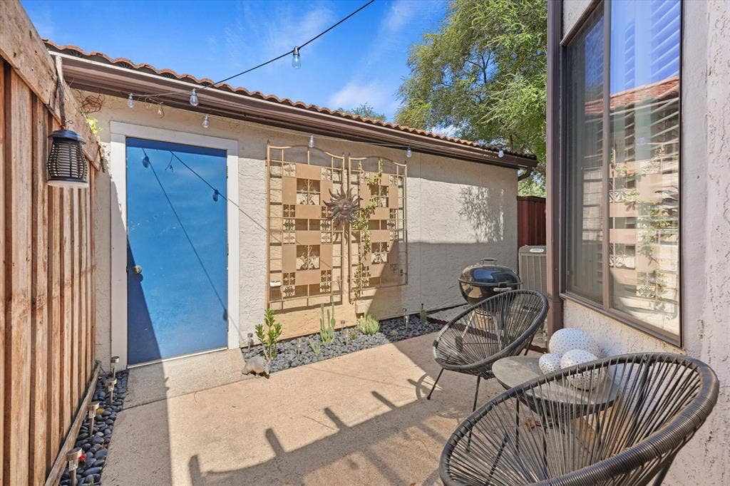 18040 Midway Road, #225, Dallas, TX 75287 Backyard Patio