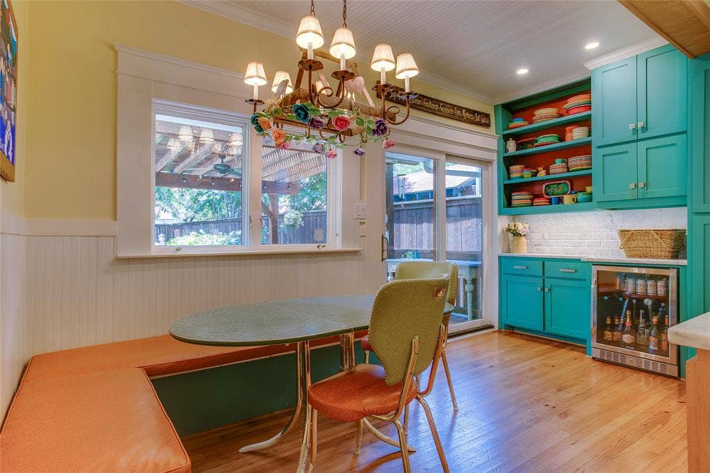 105 S Winnetka Avenue, Dallas, TX 75208 105 S Winnetka Avenue, Dallas, TX 75208