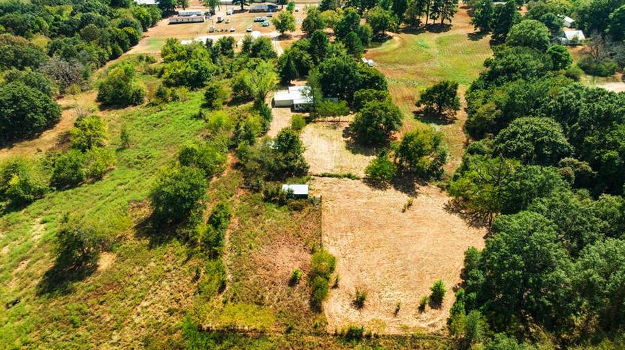 Property photo for 148 County Road 35950, Arthur City, TX