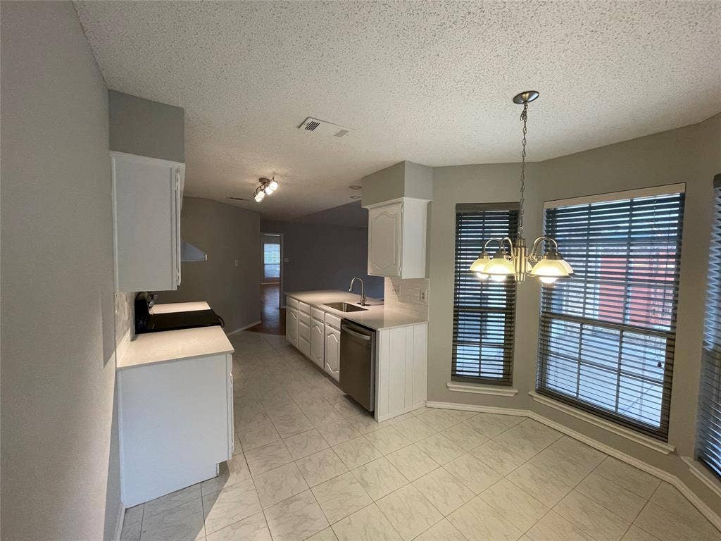 6708 Wesson Drive, Plano, TX 75023 6708 Wesson Drive, Plano, TX 75023
