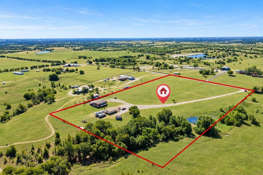 Property photo for 2298 County Road 2320, Decatur, TX