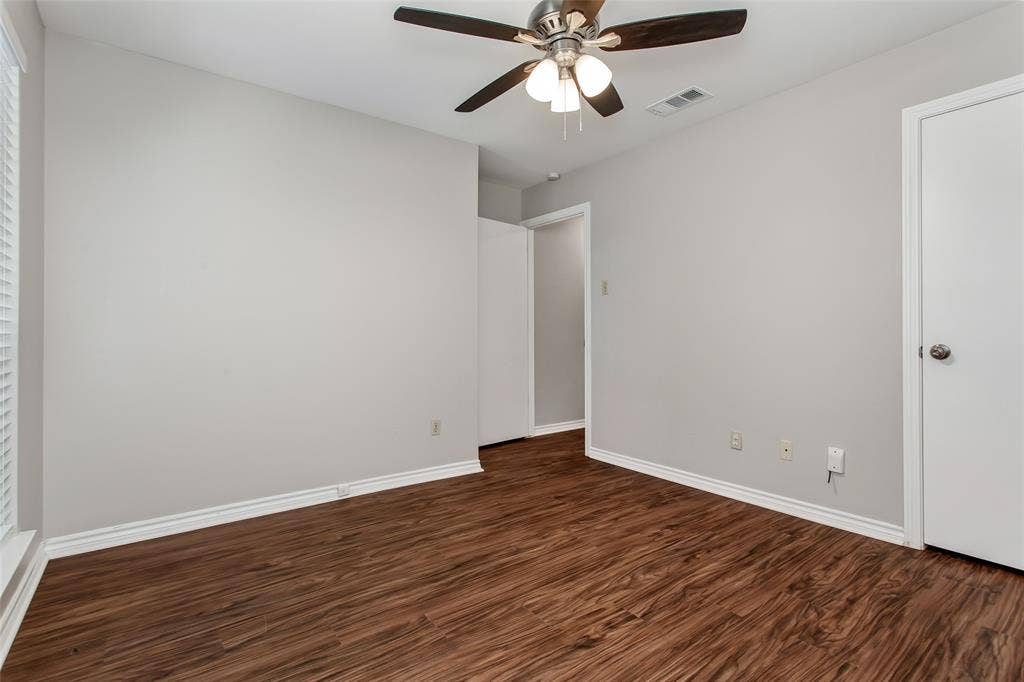 136 Shady Brook Drive, DeSoto, TX 75115 136 Shady Brook Drive, DeSoto, TX 75115
