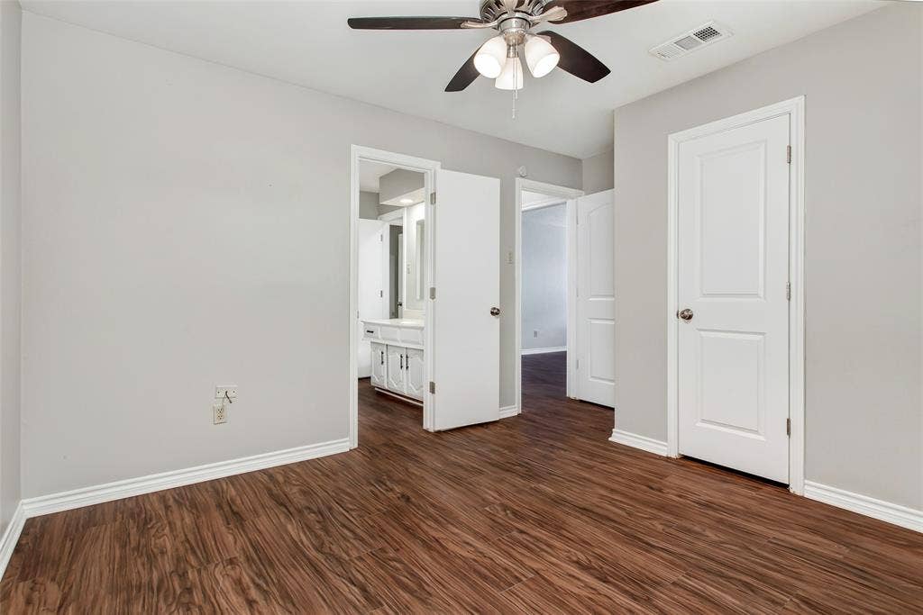 136 Shady Brook Drive, DeSoto, TX 75115 136 Shady Brook Drive, DeSoto, TX 75115