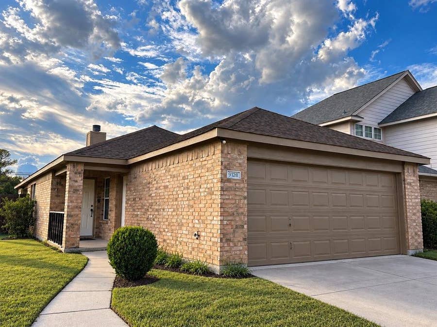 Property photo for 9128 Coral Lane, Fort Worth, TX