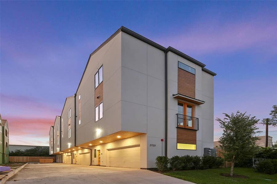 Property photo for 2723 Kimsey Drive, #102, Dallas, TX