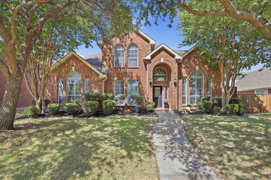 Property photo for 1574 Pleasant Valley Lane, Frisco, TX