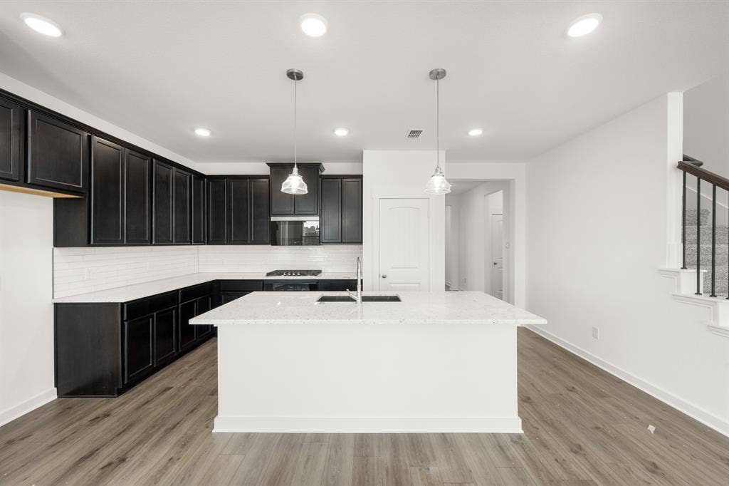 3533 Fathia Lane, Fort Worth, TX 76179 14_6937 Freight Train- Kitchen-2