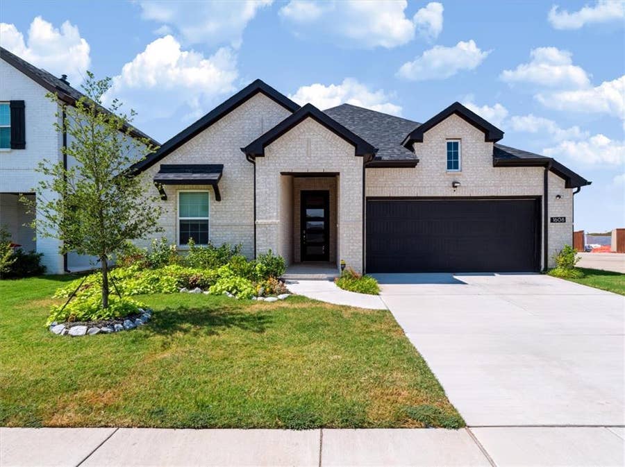 Property photo for 1608 Barnwood Trace, Weston, TX