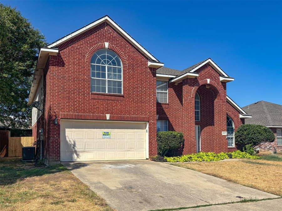 Property photo for 2317 Acorn Bend, Denton, TX