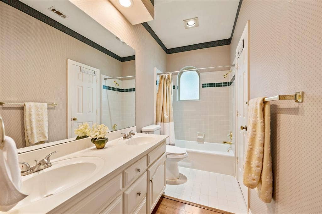 2504 Highland Meadow Drive, Colleyville, TX 76034 2504 Highland Meadow Drive, Colleyville, TX 76034