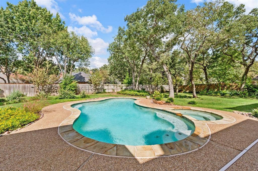 2504 Highland Meadow Drive, Colleyville, TX 76034 2504 Highland Meadow Drive, Colleyville, TX 76034