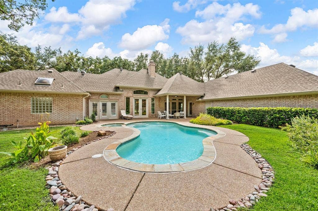 2504 Highland Meadow Drive, Colleyville, TX 76034 2504 Highland Meadow Drive, Colleyville, TX 76034