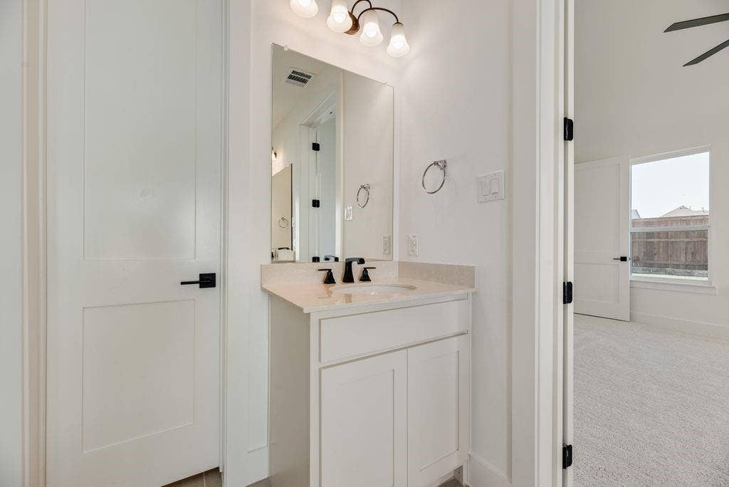 4123 Olmsted Drive, Rockwall, TX 75032