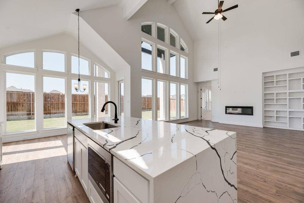 4123 Olmsted Drive, Rockwall, TX 75032