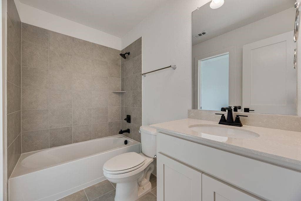 4123 Olmsted Drive, Rockwall, TX 75032