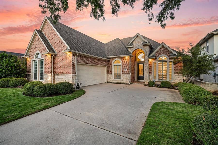 Property photo for 5009 San Gabriel Avenue, Colleyville, TX