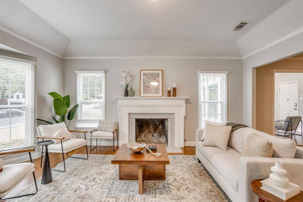 303 Harbin Avenue, Waxahachie, TX 75165