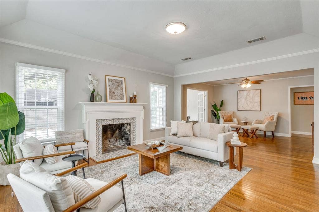303 Harbin Avenue, Waxahachie, TX 75165
