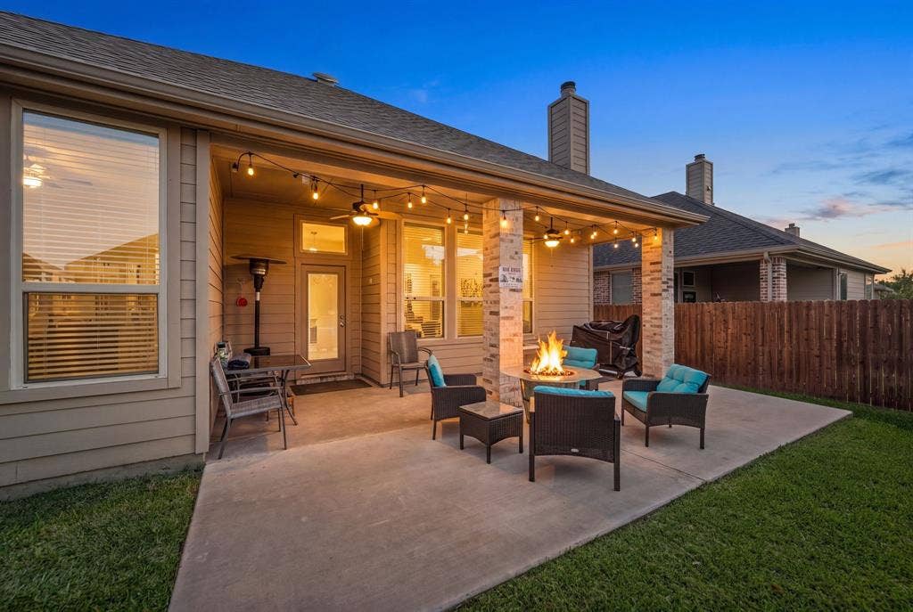 613 Ricochet Drive, Fort Worth, TX 76131 613 Ricochet Drive, Fort Worth, TX 76131
