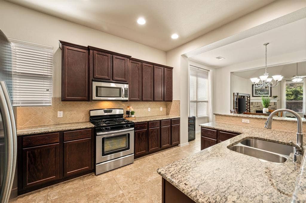 613 Ricochet Drive, Fort Worth, TX 76131 613 Ricochet Drive, Fort Worth, TX 76131