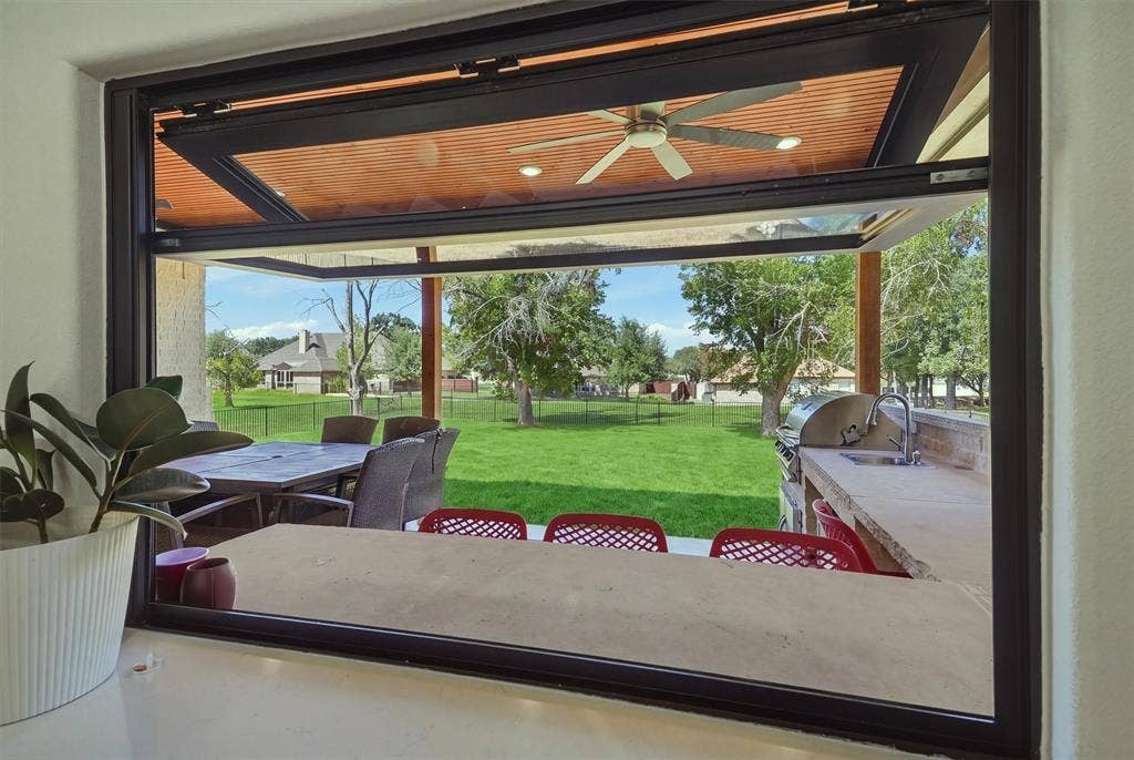 2181 Middlewood Circle, Granbury, TX 76049 2181 Middlewood Circle, Granbury, TX 76049