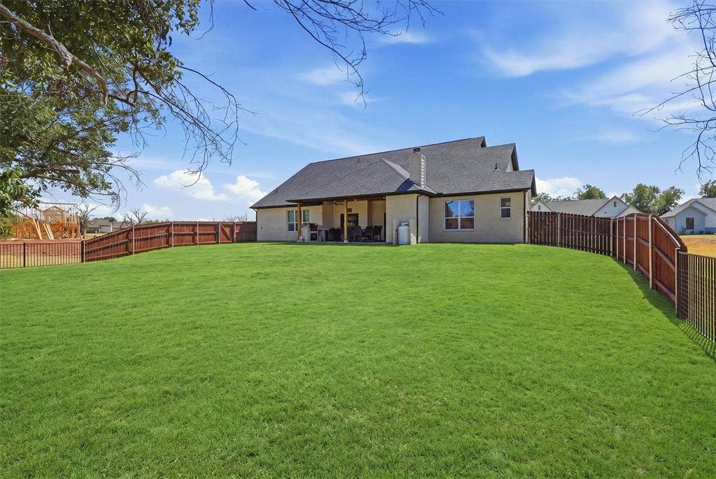 2181 Middlewood Circle, Granbury, TX 76049 2181 Middlewood Circle, Granbury, TX 76049