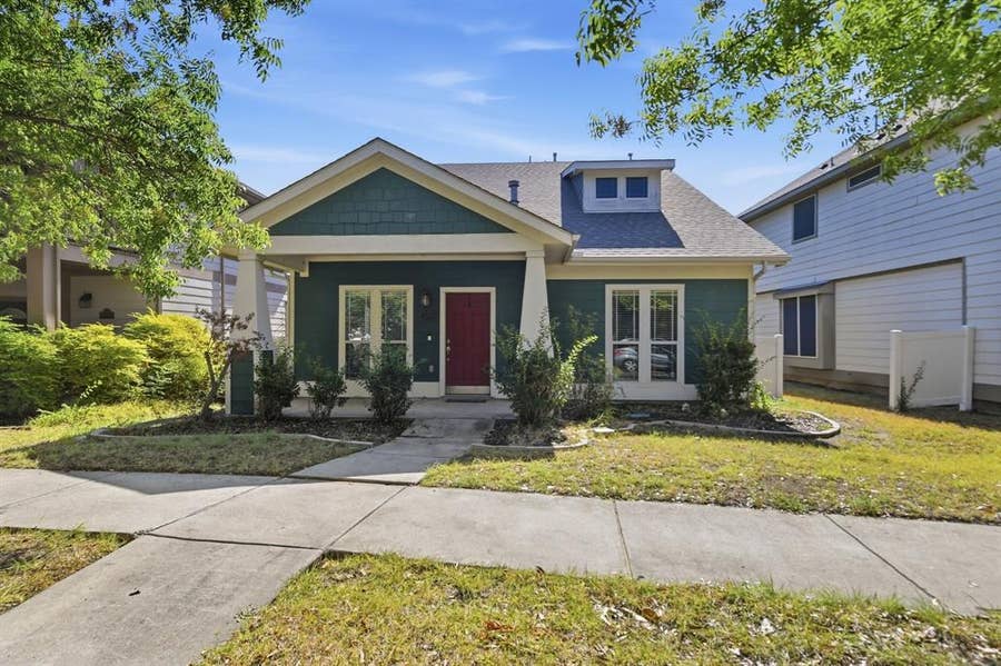 Property photo for 1116 Grey Fox Drive, Savannah, TX