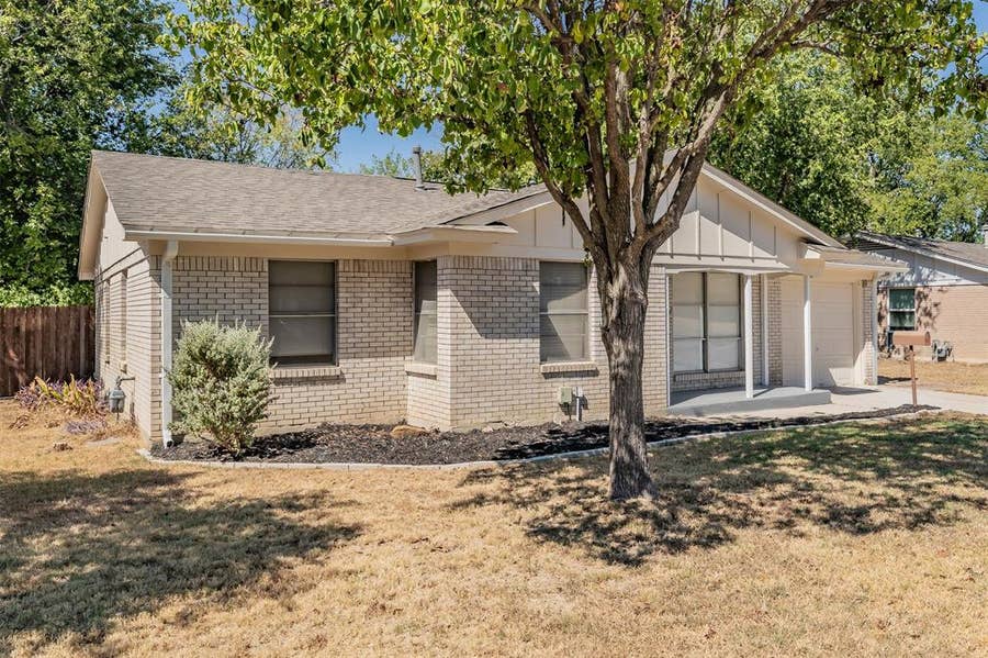Property photo for 3562 Paint Trail, Fort Worth, TX