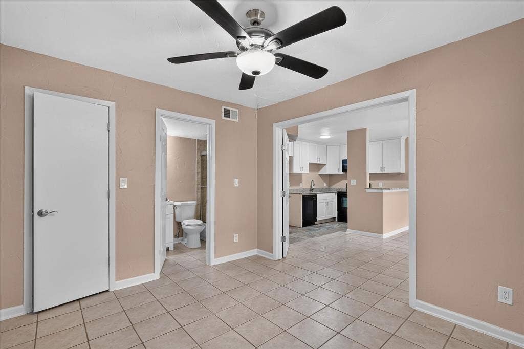 3022 Forest Lane, #204, Dallas, TX 75234 3022 Forest Lane, #204, Dallas, TX 75234