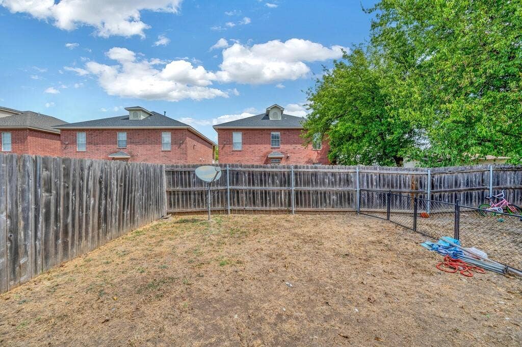 1916 S 15th Street, #A & B, Waco, TX 76706 1916 S 15th Street, #A & B, Waco, TX 76706