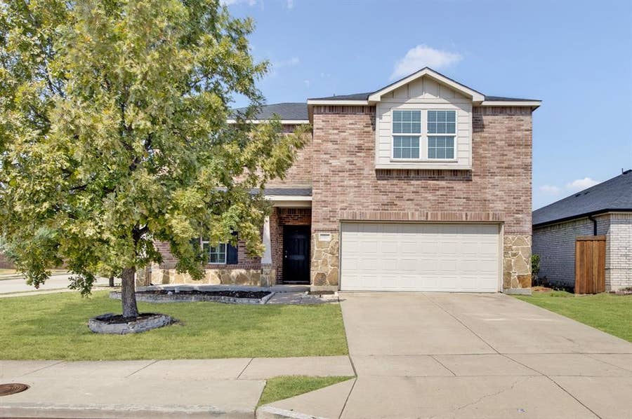 Property photo for 1516 Abby Creek Drive, Little Elm, TX