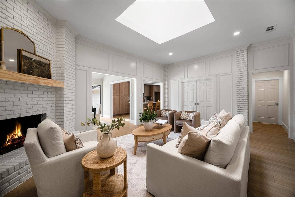 6505 Apple Valley Place, Plano, TX 75023 6505 Apple Valley Place, Plano, TX 75023