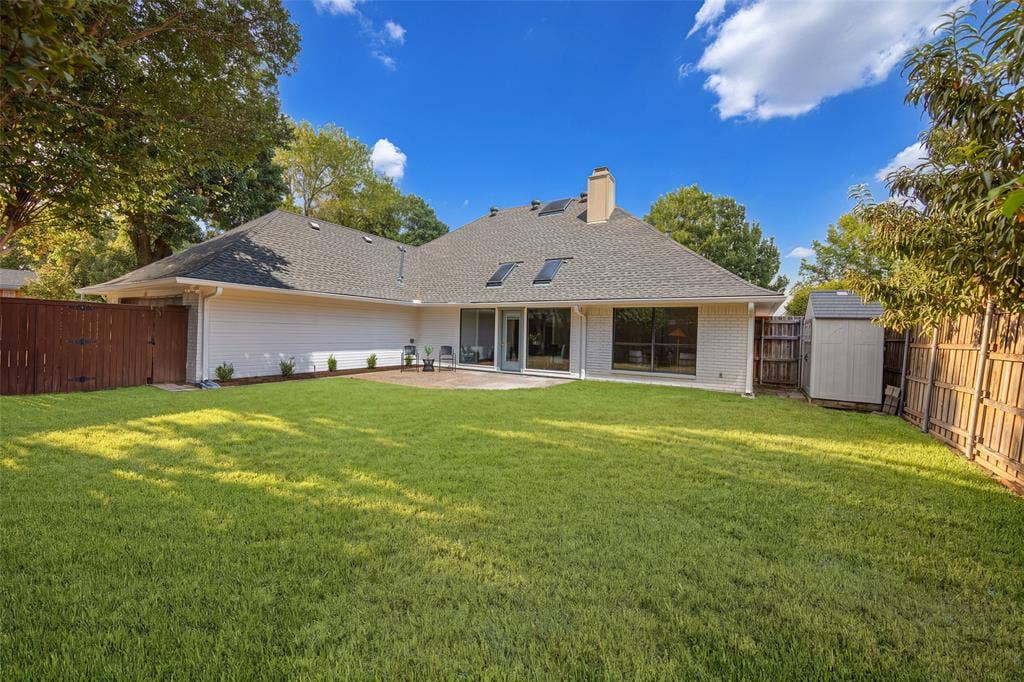 6505 Apple Valley Place, Plano, TX 75023 6505 Apple Valley Place, Plano, TX 75023